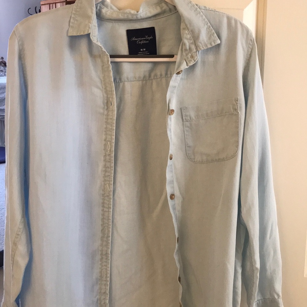 American Eagle Light Blue Button-Up